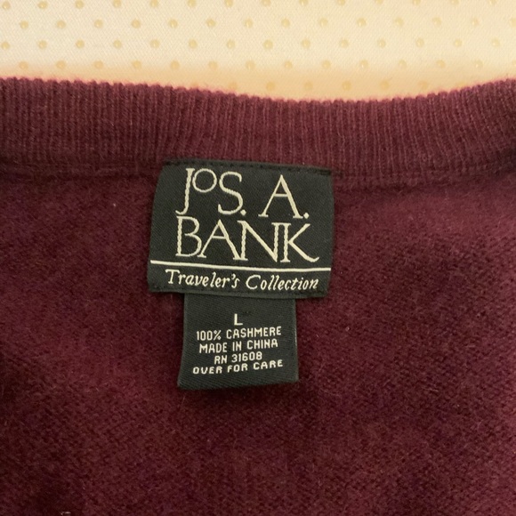 Men’s Jos. A. Banks cashmere sweater size Large - Picture 2 of 4